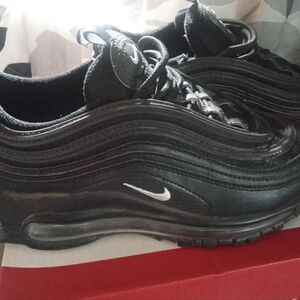 Nike Air Max youth size 5